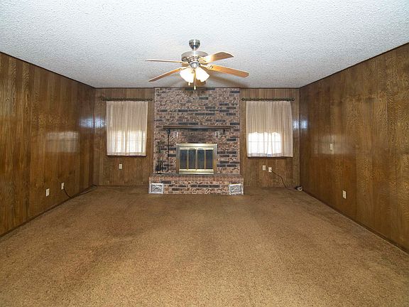 4th image of 1018 County Road 1560