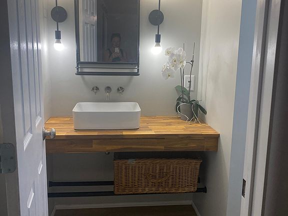 Master ensuite.
