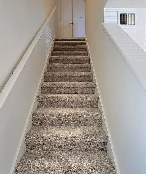 3205 N Main St — Photo 16