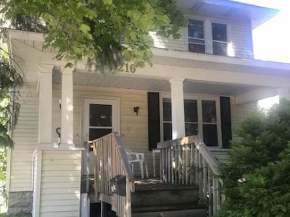 216 2nd Ave