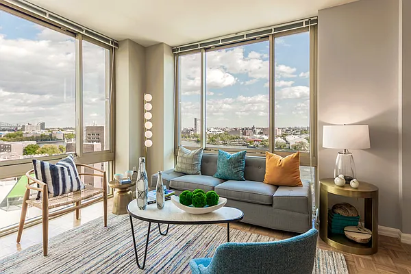 Rented by Greystar | media 8