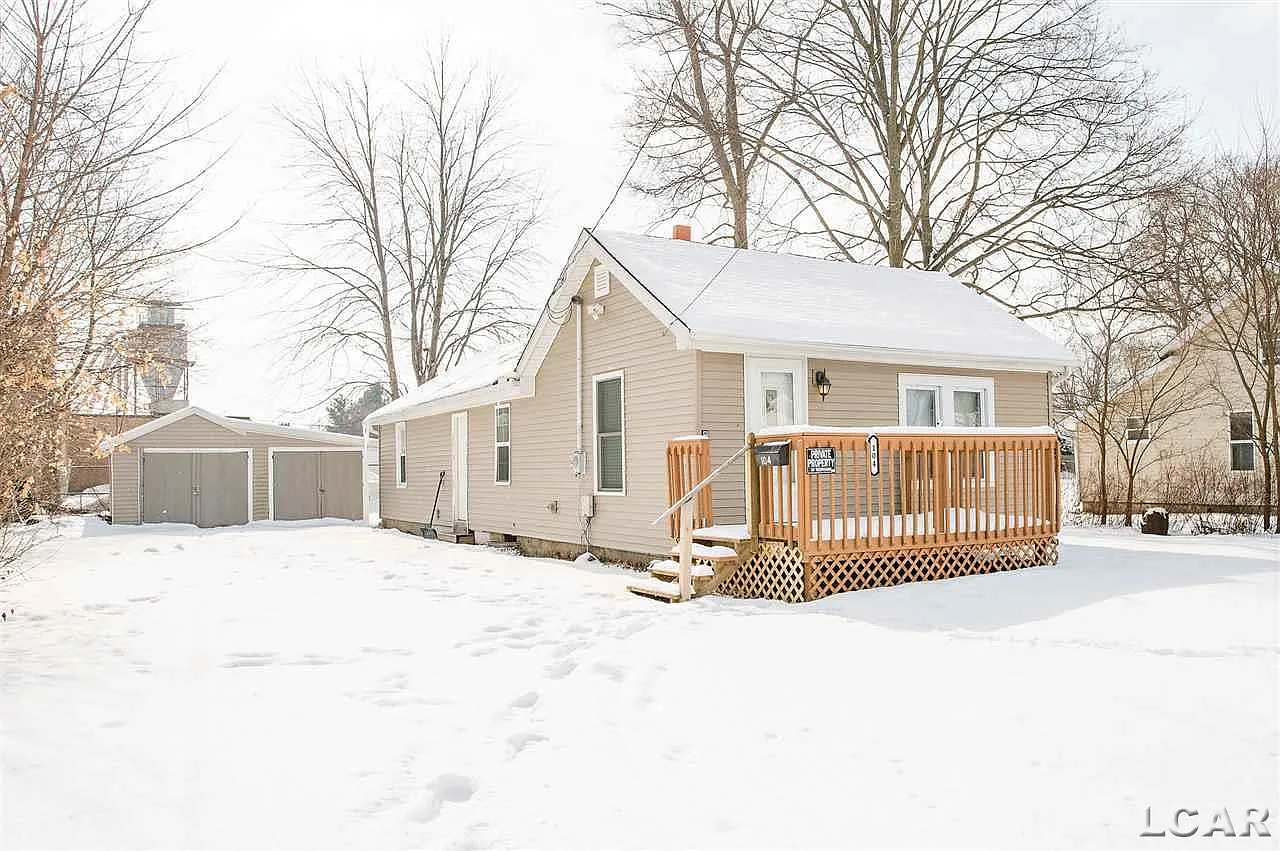104 Muscody St photo 1