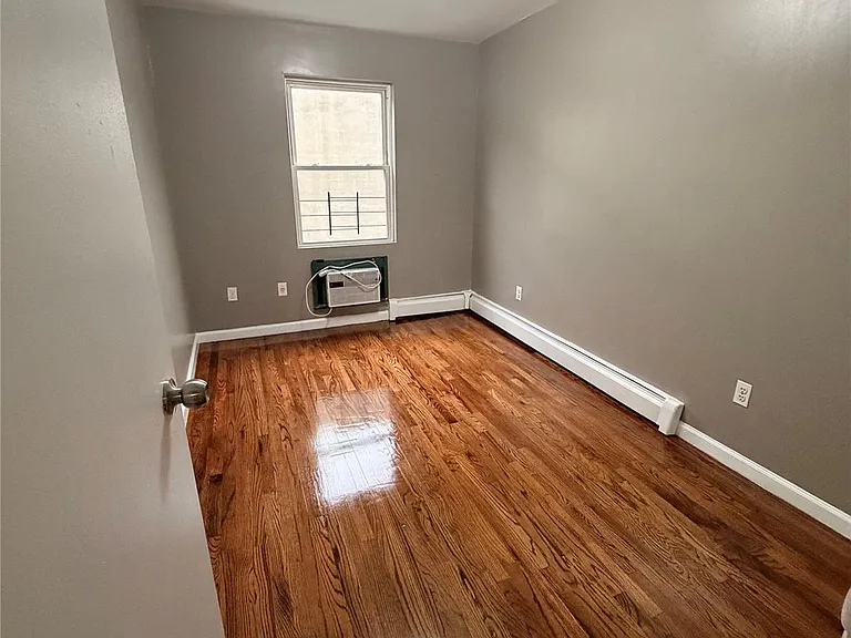613 Southern Blvd #3 — Photo 8