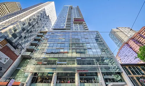 375 King St W Photo 1