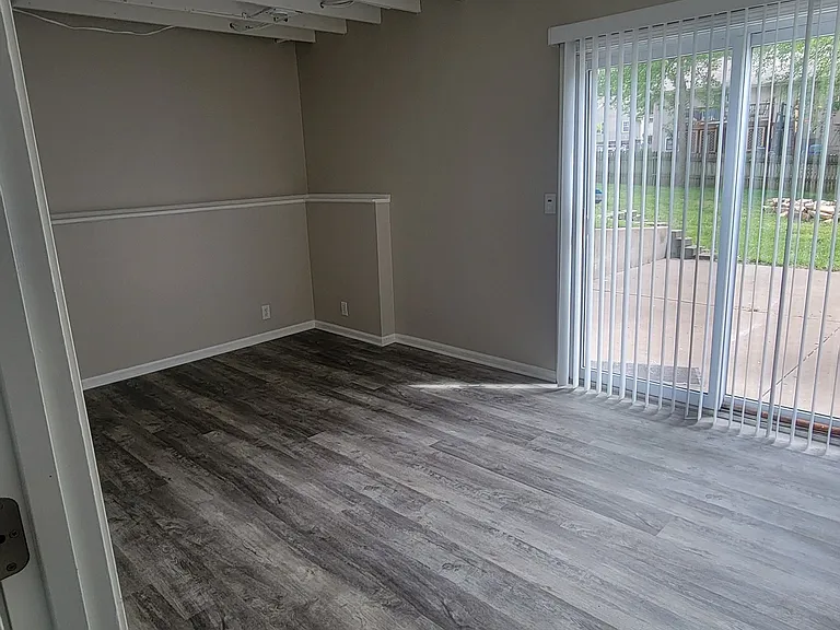 527 N Persimmon Dr — Photo 15