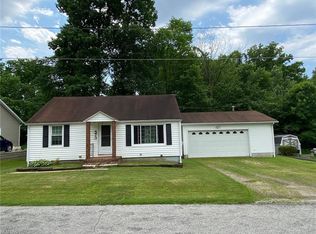 573 Twilight Trl, Chippewa Lake, OH 44215