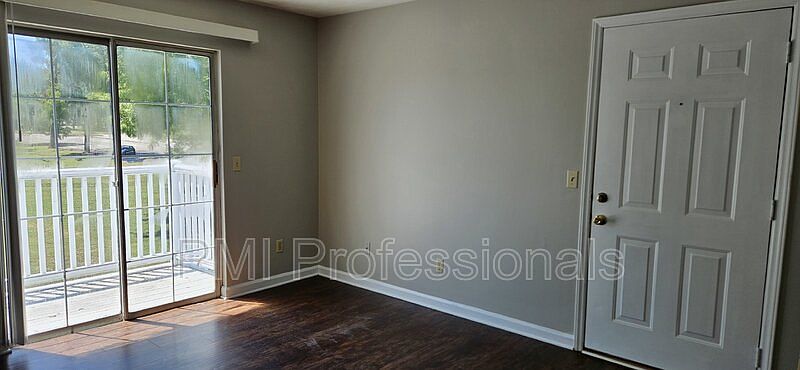 1st image of 215 N Baird Ln APT 1