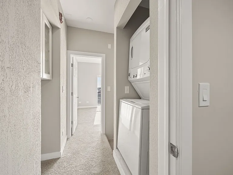 2300 S Central Ave #11 — Photo 13