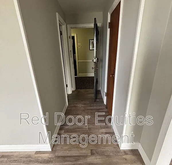 123 N Broad St #502 — Photo 2