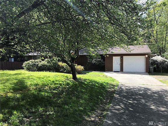 4th image of 25991 NW Circle Dr S