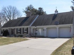 2422 Chickasaw Dr, Janesville, WI 53545