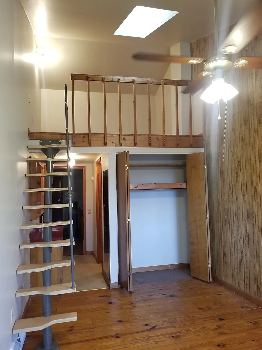 room A - 222 Stribling Ave #A