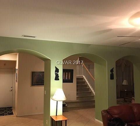 5th image of 6633 Black Oaks St