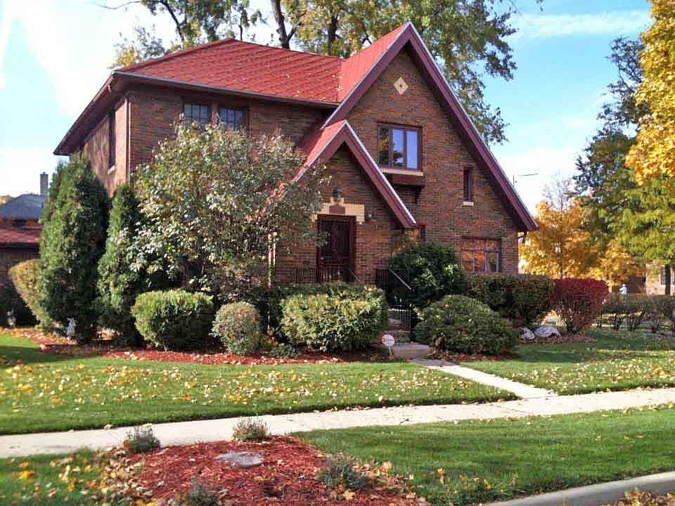 2nd image of 404 S Jenison Ave