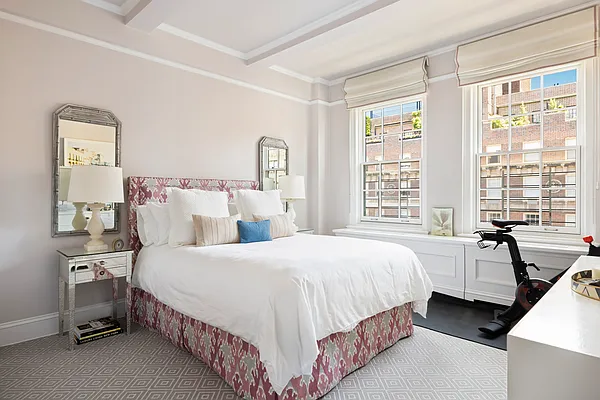 Sold by Compass | media 30