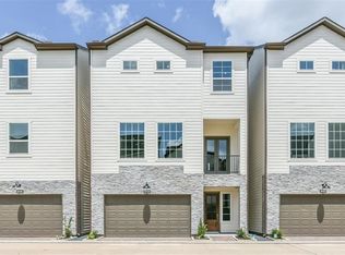 10922 Brookeshire Chase Ln, Houston, TX 77043