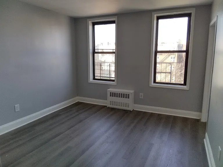 110 School St #4F — Photo 2