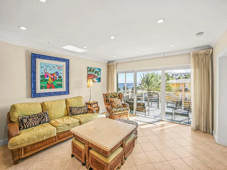 4300 El Mar Dr #33 — Photo 8