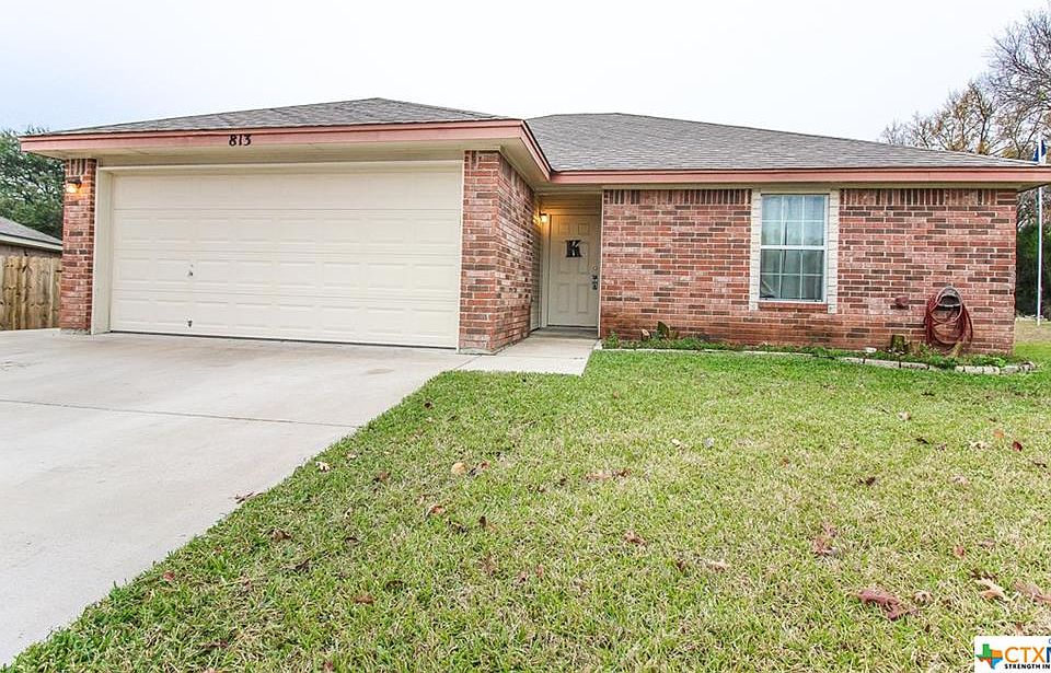 1st image of 813 Samuel Dr