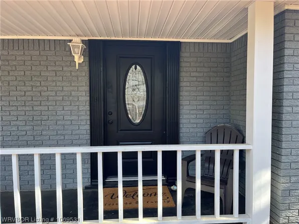 1073 Washington St, Waldron, AR 72958