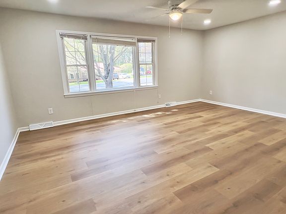 5th image of 706 Norman Dr