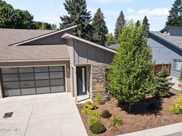 9463 N La Costa Ct, Hayden Lake, ID 83835