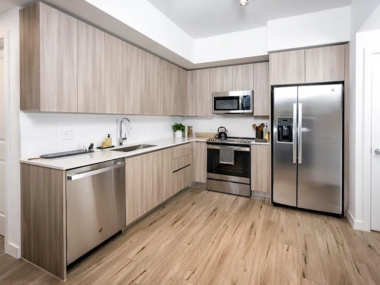 Manor Hialeah — Photo 15
