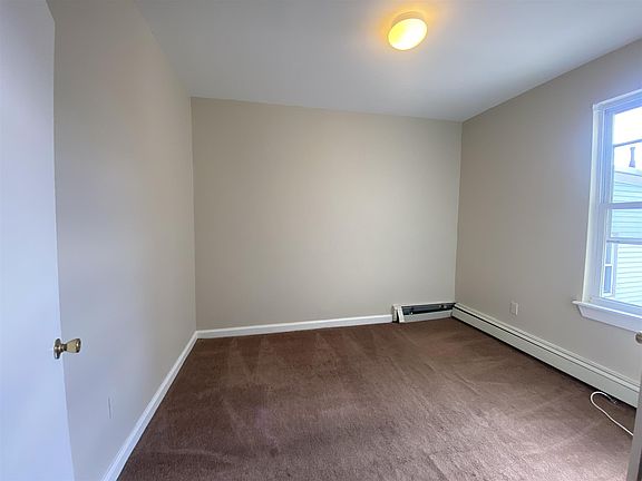 5th image of 239 Columbia St #1