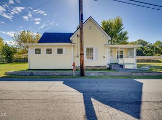 230 Old Fishery Rd, Erwin, TN 37650