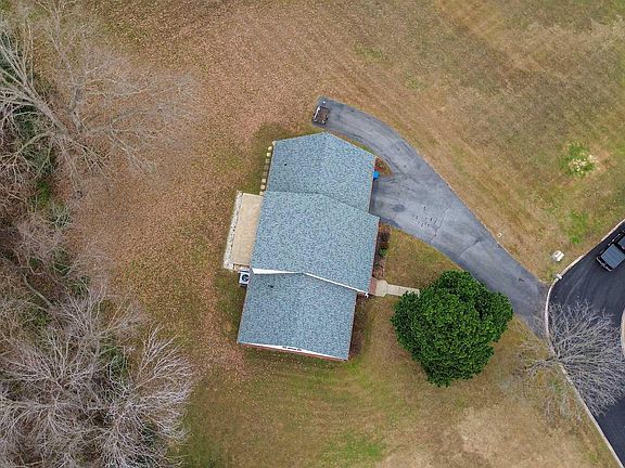2nd image of 102 Harper Dr