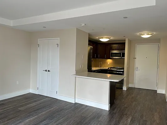 Rented by Stonehenge NYC LLC | media 3