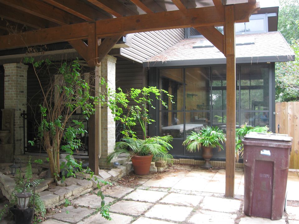 2nd image of 6322 Anela Drive