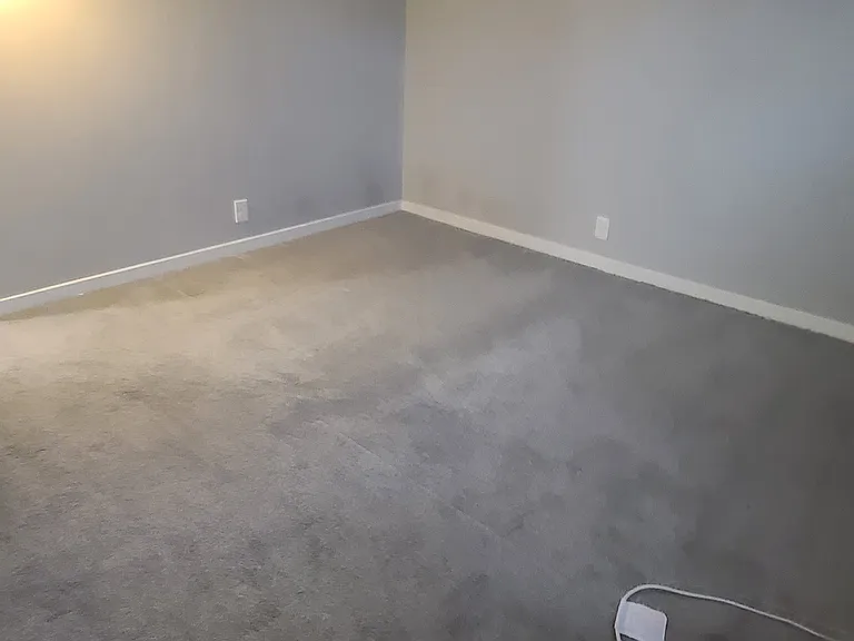 2nd bedroom - larger than 1st bedroom