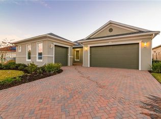 268 Silver Maple Rd, Groveland, FL 34736