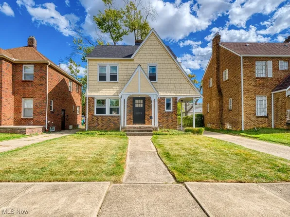 5231 Philip Ave, Maple Heights, OH 44137