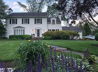 8 Milton Dr, Yardley, PA 19067