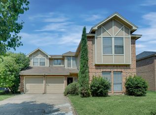 6408 Meadow Glen Dr, Arlington, TX 76018