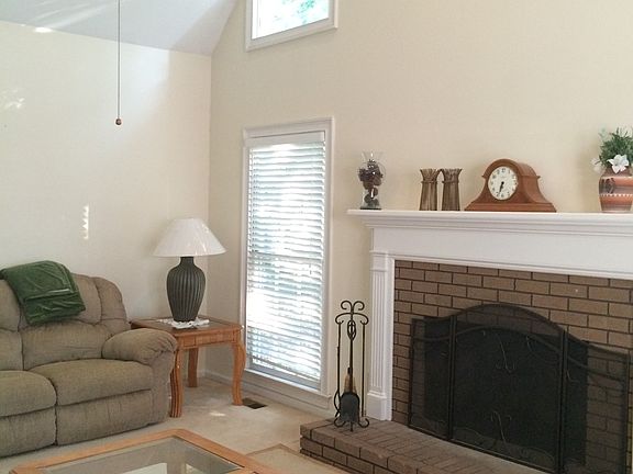 family room, vaulted ceiling