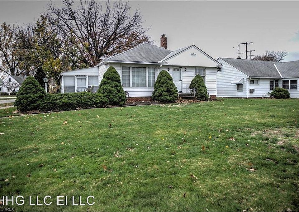 1st image of 742 Bayridge Blvd