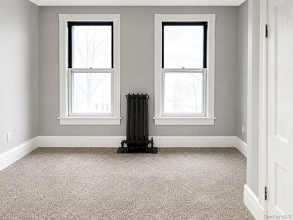 5th image of 115 Vineyard Ave #B