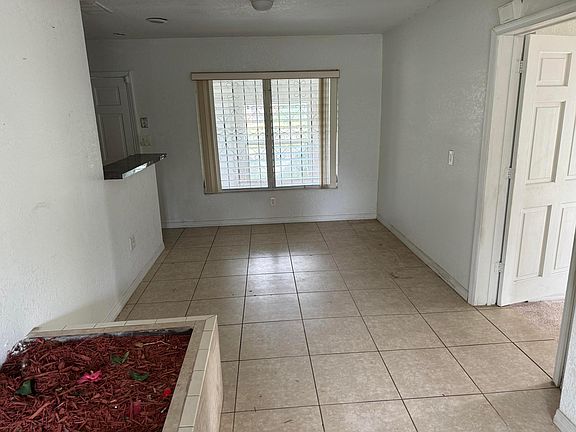 2nd image of 3701 S Avenue