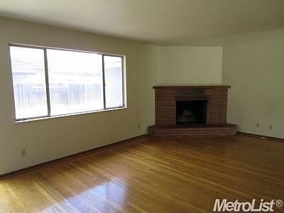 2nd image of 1453 34th Ave
