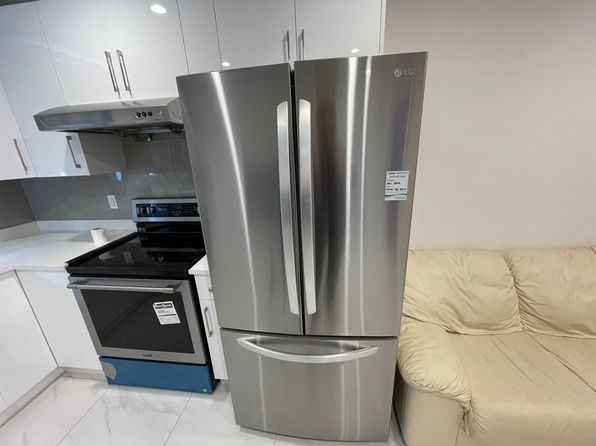 2 bedroom rental in Vancouver — photo 4