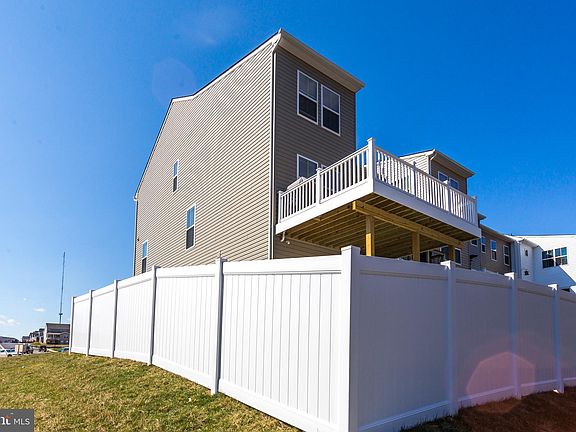 2nd image of 1500 Hudgins Farm Cir