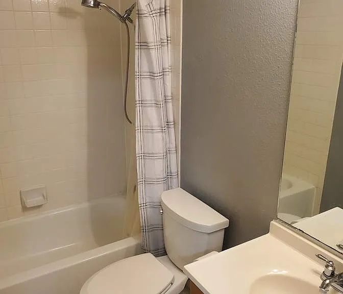 4315 Knollpass — Photo 5