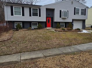 10508 Meadowridge Ln, Bowie, MD 20721