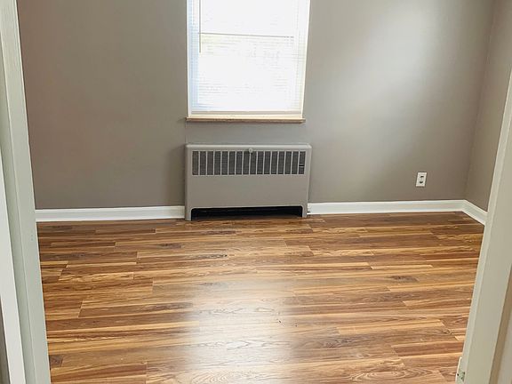 4th image of 3129 Ramona Ave #2