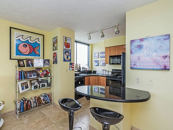 3rd image of 1330 West Ave APT 501