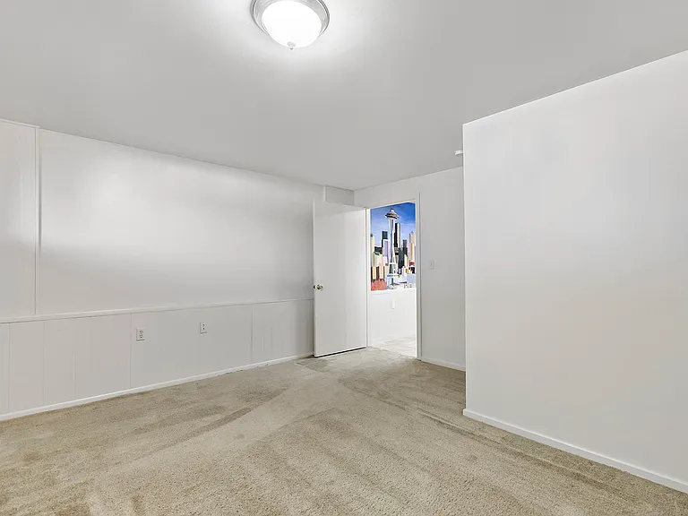 Outrigger Apartments — Photo 8