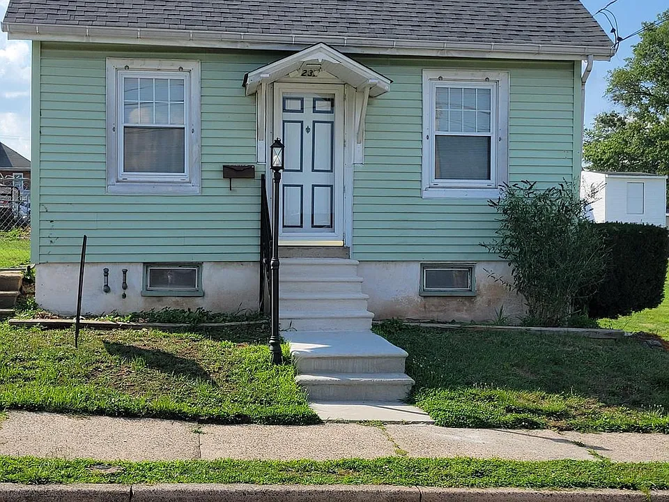 237 S Franklin St